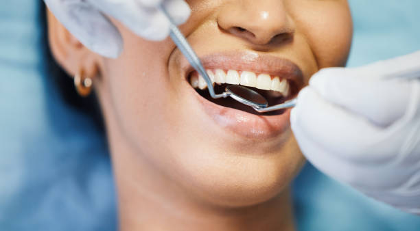 Best Cracked Tooth Emergency Dentist  in Frankfort, MI